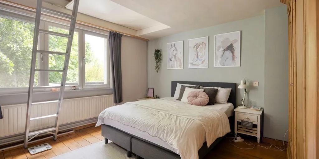 Magamistoad - Historic Villa with Garden in Heppen