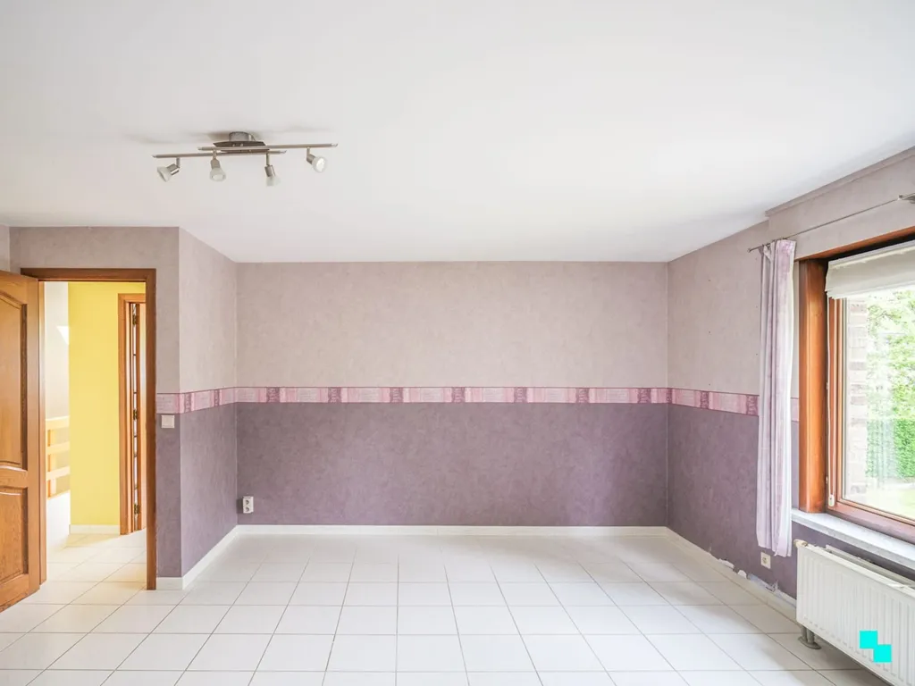 Rooms - Spacious Villa in Quiet Residential Area