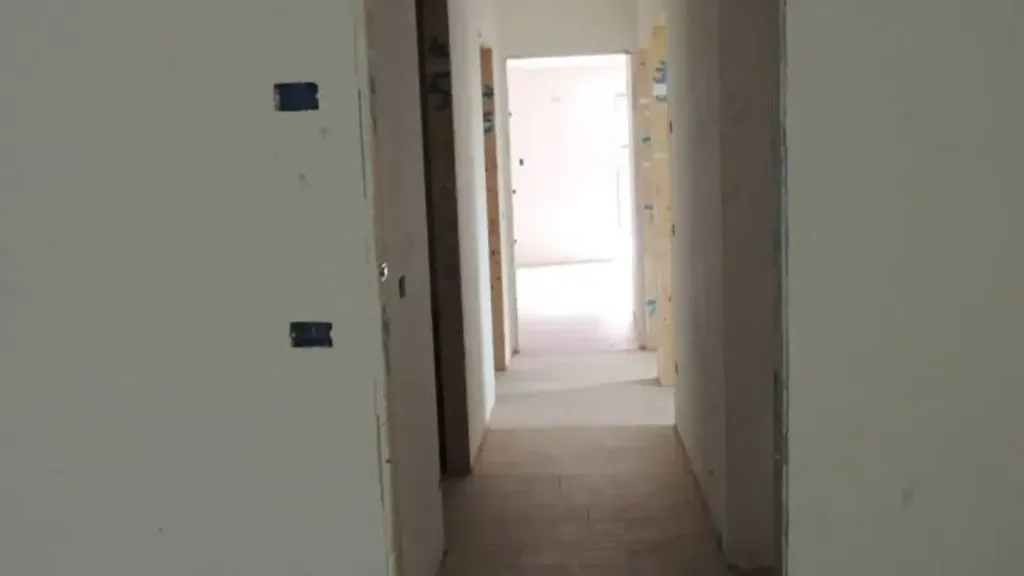 Hallway - Apartment with Terrace in Castelfranco Emilia
