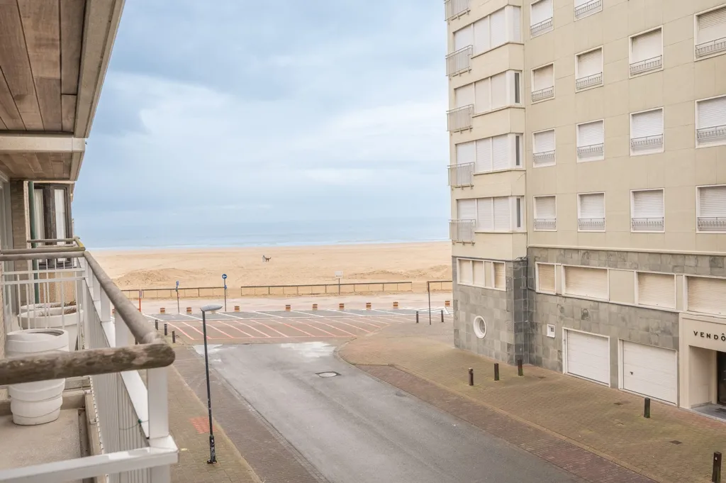 Rõdu - Modern Apartment with Sea View in Albertplage
