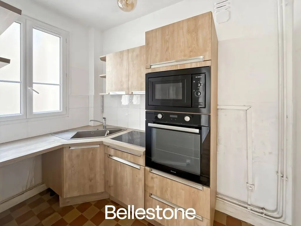 Köök - 1 Bedroom Apartment with City View in Boulogne-Billancourt