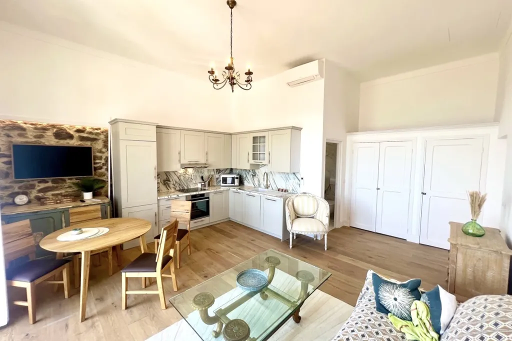 Séjour - Appartement Vue Mer avec Terrasse à Cannes