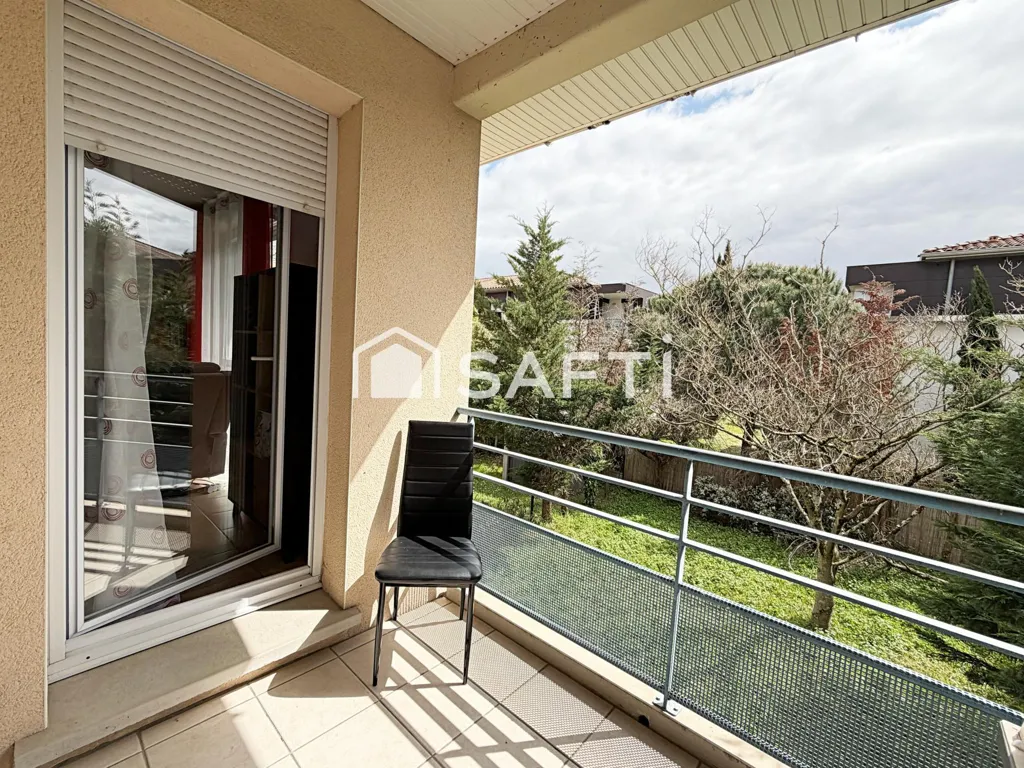 Rõdu - Modernised Apartment with Balcony in Aucamville