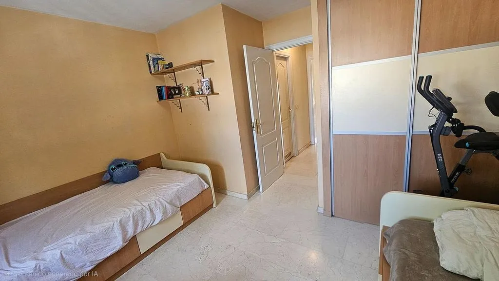 Chambres - Semi-detached House with Pool in Benalmádena