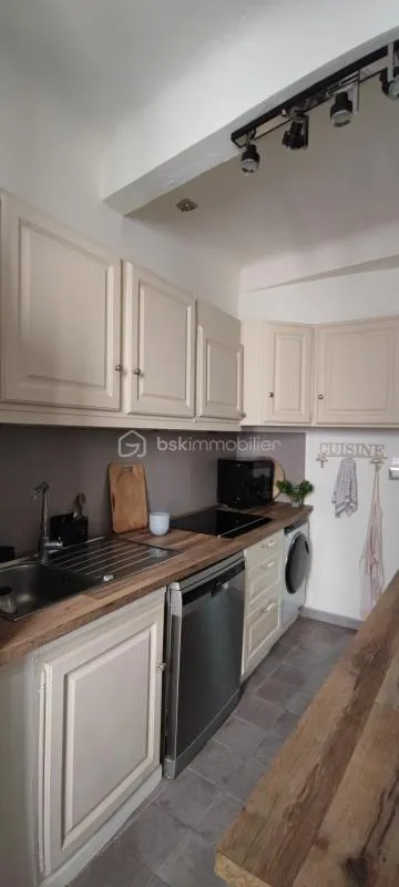 Köök - Fully Renovated 3-Bed Flat in City Centre