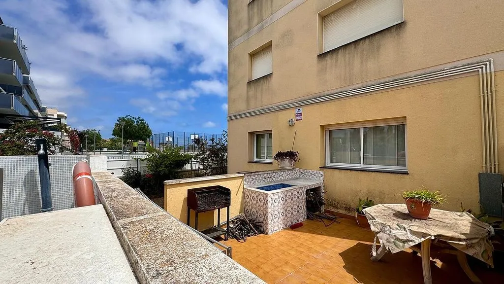 Terrasse - Seafront Apartment with Terrace and Pool in Cunidor