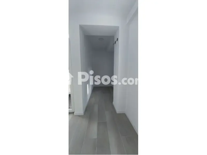 Ingresso - New Flat with Ascender in Esteiro