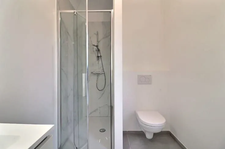 Bathrooms - House in Flawinne, Namur