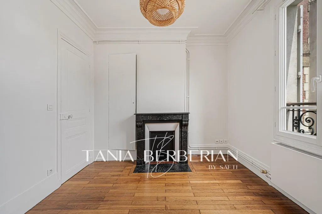 Séjour - Appartement Traversant à Suresnes, Proche Hôpital Foch