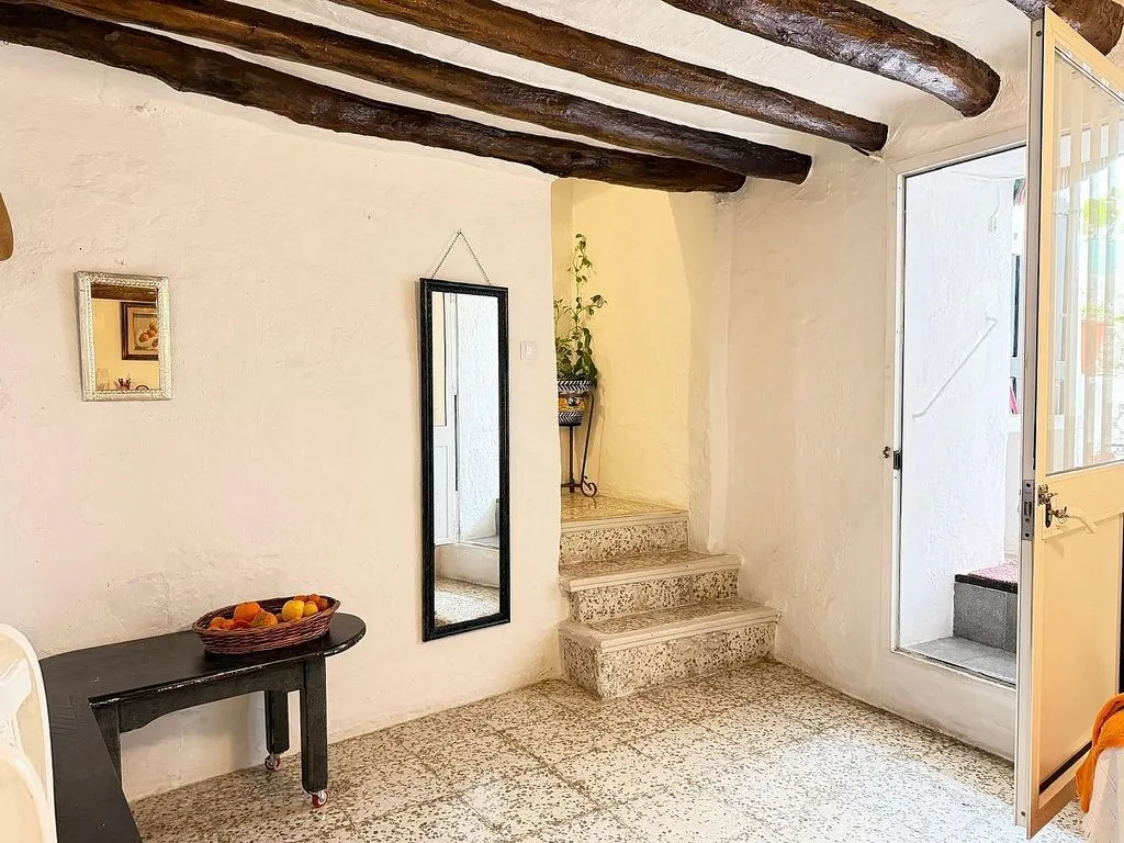 Esik - Chalet with Garden in Archidona