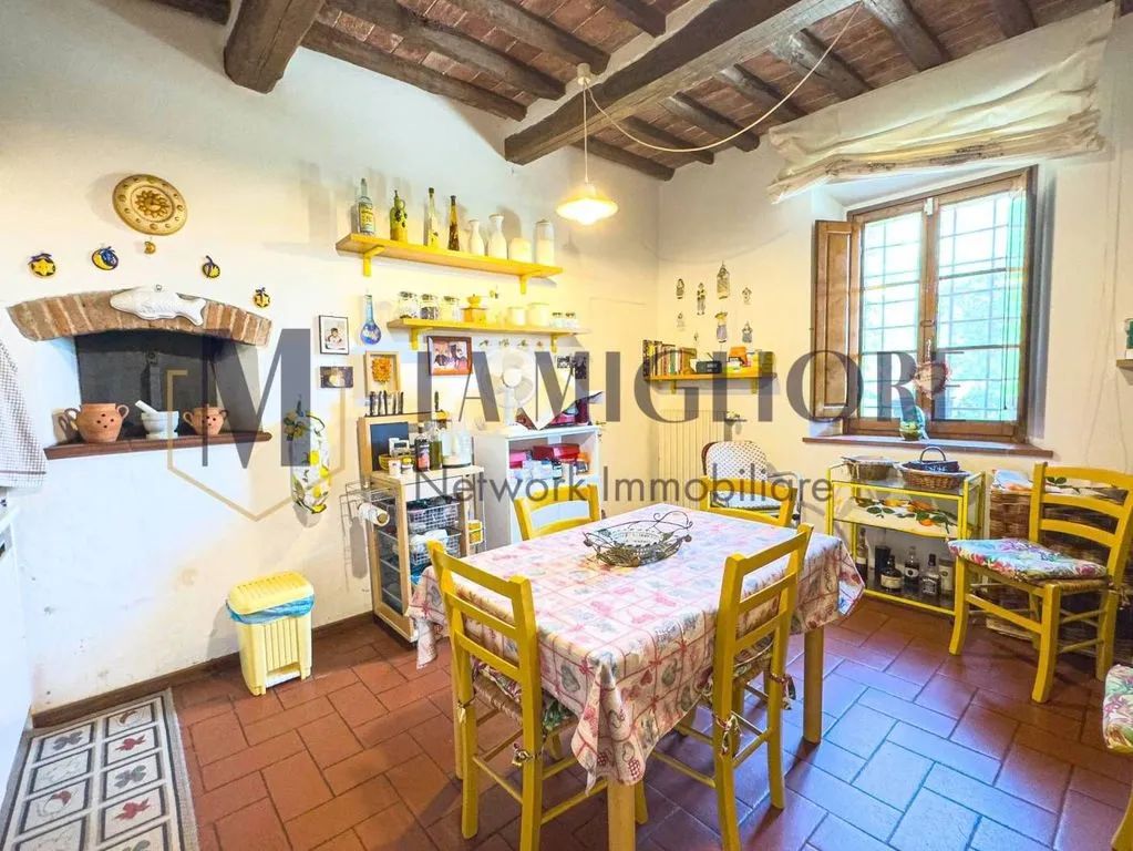 Salle à manger - Rustic Villa with Olive Grove in Serravalle Pistoiese