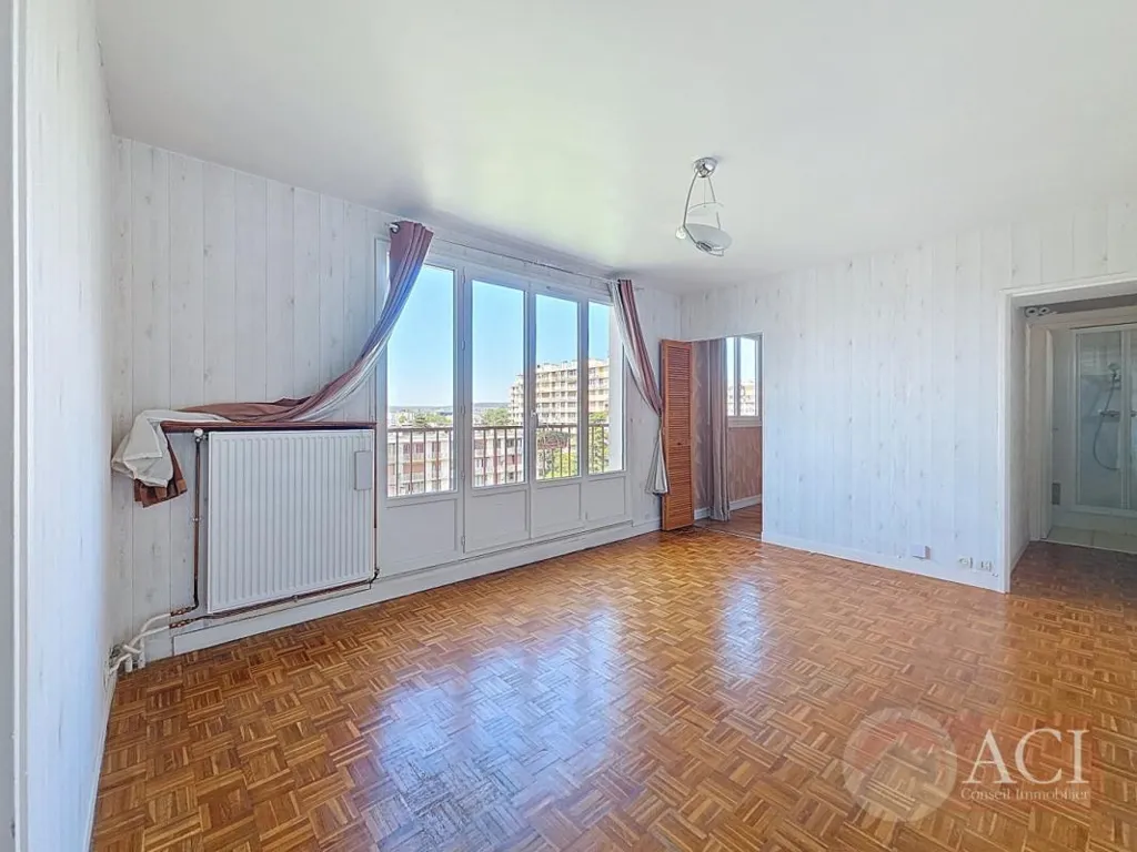 Elutuba - 2-Bedroom Flat with West View in Epinay-sur-Seine