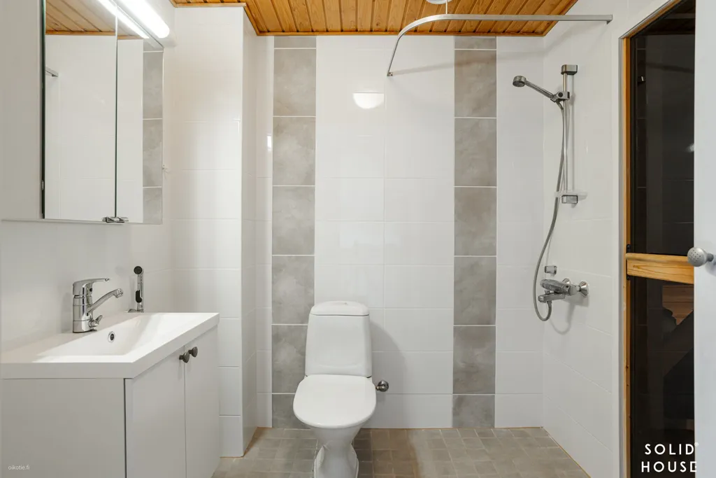 Salles de bain - Apartment with Private Sauna in Turku Centre