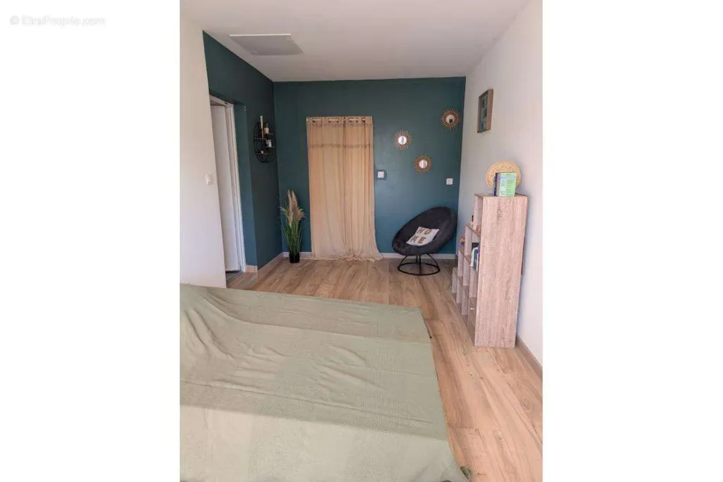 Chambres - Maison Individuelle avec Terrain à Saint-Savin