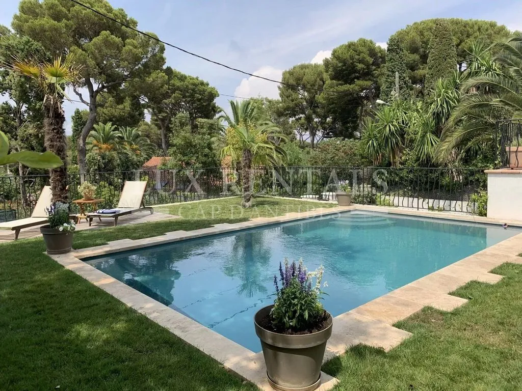 Piscina - Luxury Villa with Pool in Cap d'Antibes