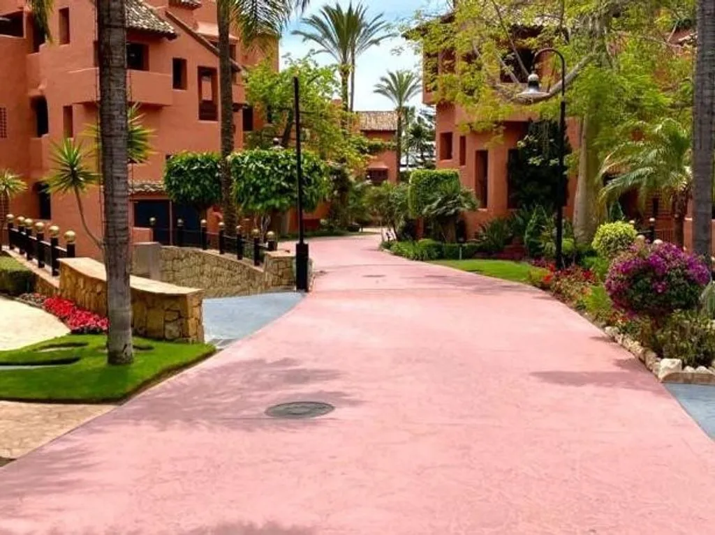 Välivaade - Ground Floor Beachfront Flat in Estepona