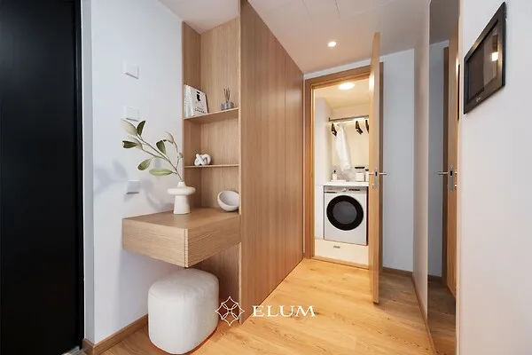 hallway_entrance