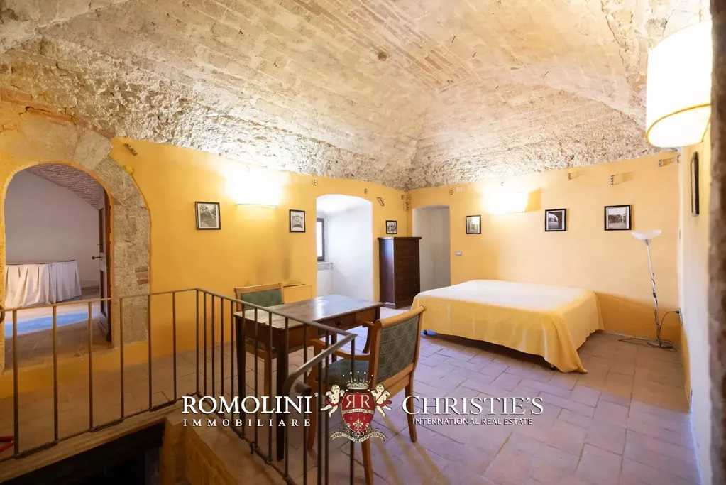 Söögituba - Historic Estate with Castle in Umbria
