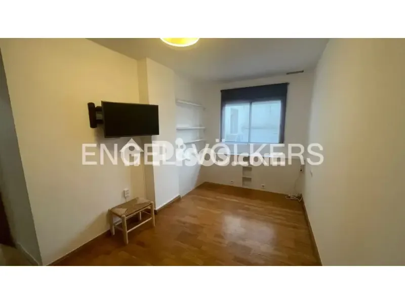 Chambres - Studio Flat with Balcony in Valencia Centre