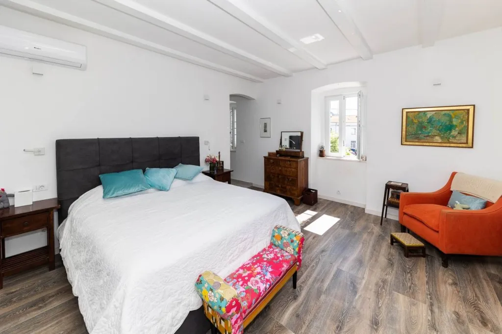 Chambres - Three-Storey Villa with Sea View in Bribir