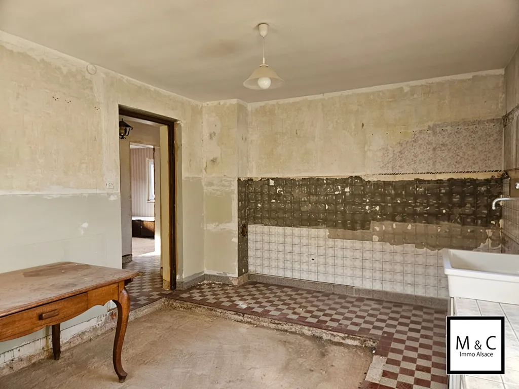 Pièces - Maison à Rénover avec Jardin à Schleithal