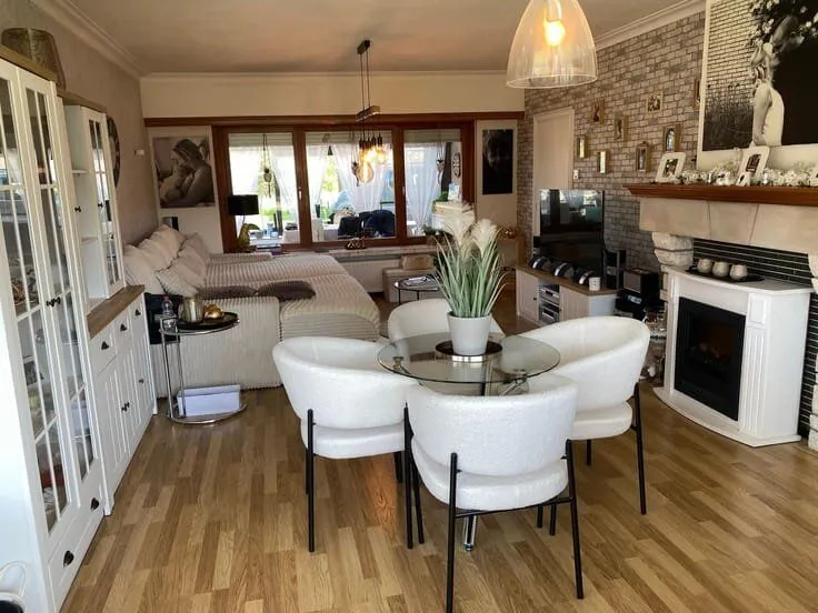 Villa avec Garage et Jardin à Kalfort