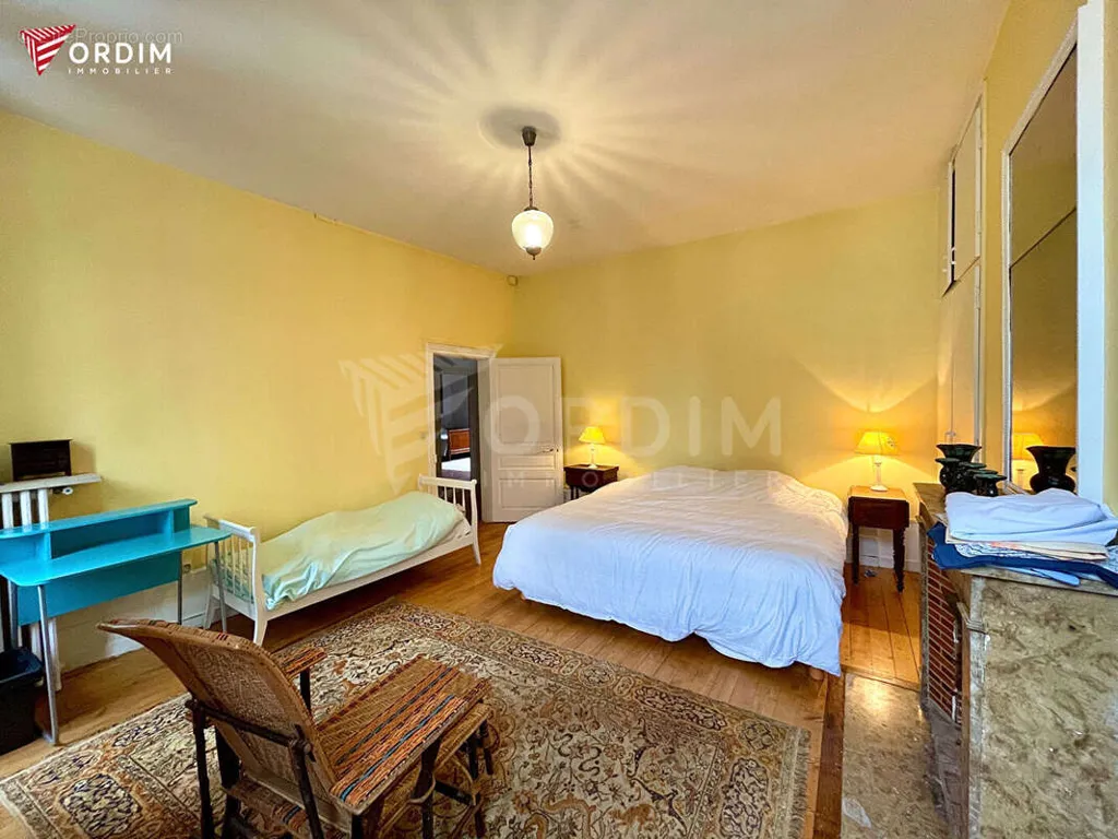 Magamistoad - Historic Manor with Courtyard in Puisaye