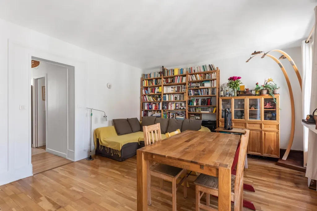 Elutuba - Bright Parisian Flat with Historic View