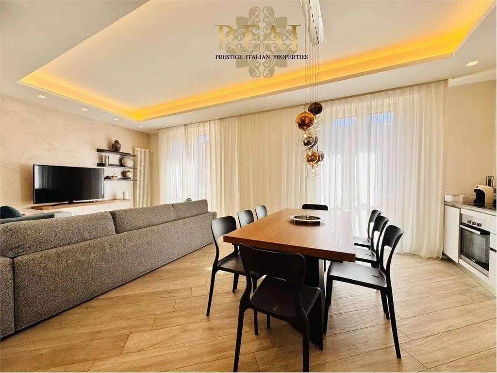 Salle à manger - Luxury Flat with Balcony in San Frediano, Florence