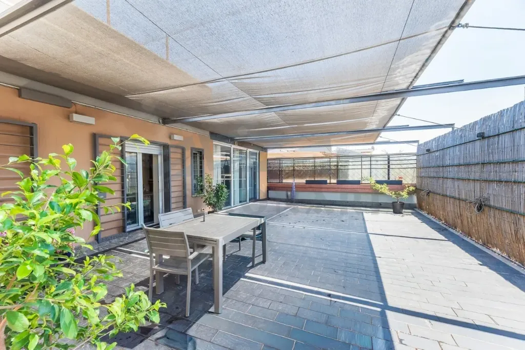 Terrass - Penthouse with Panoramic Terrace in Vigna Clara, Rome