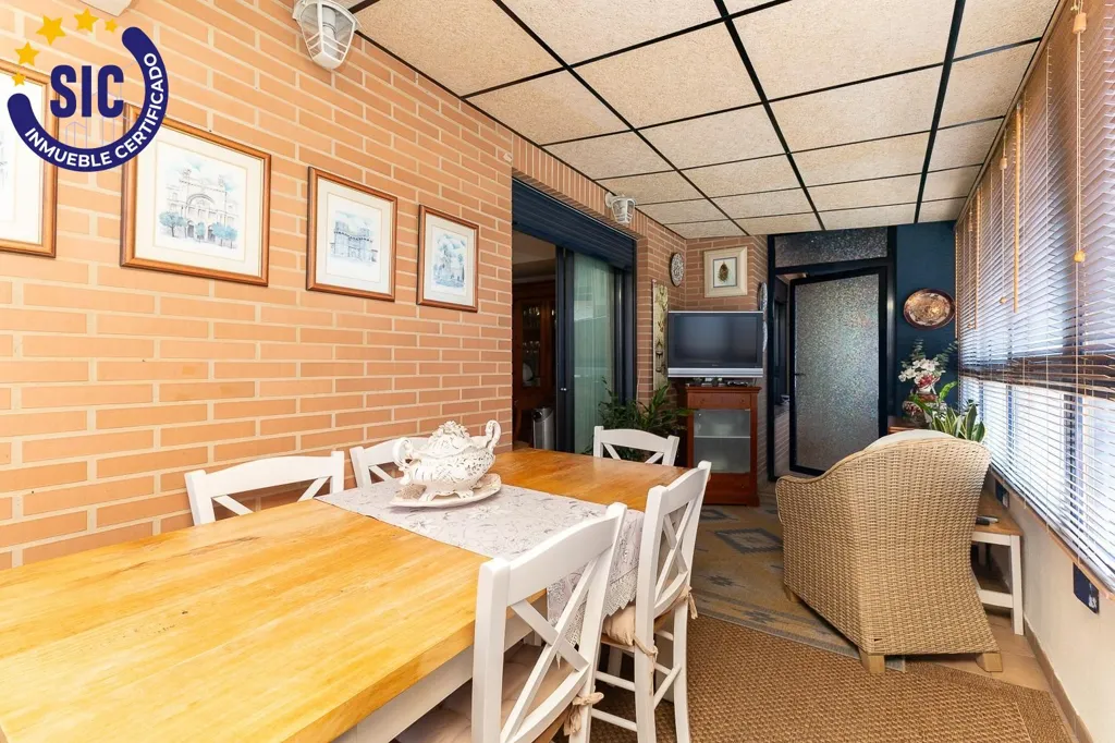 Söögituba - Premium Penthouse with Pool in Mislata