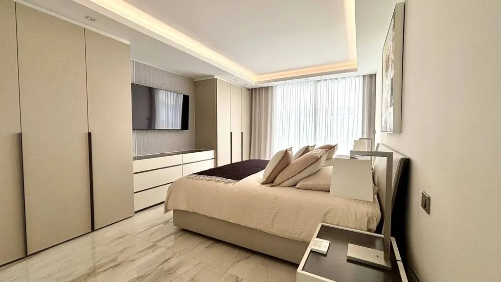 Magamistoad - 2-Bedroom Apartment with Sea View in Cannes Croisette