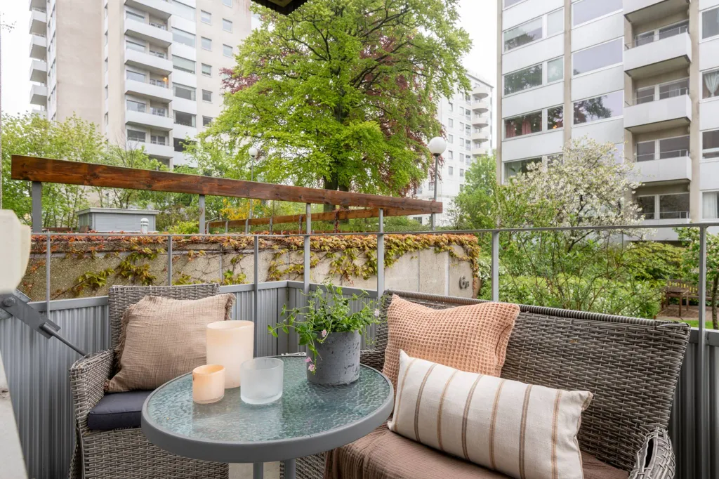 Balcon - Apartment with Balcony in Stockholm