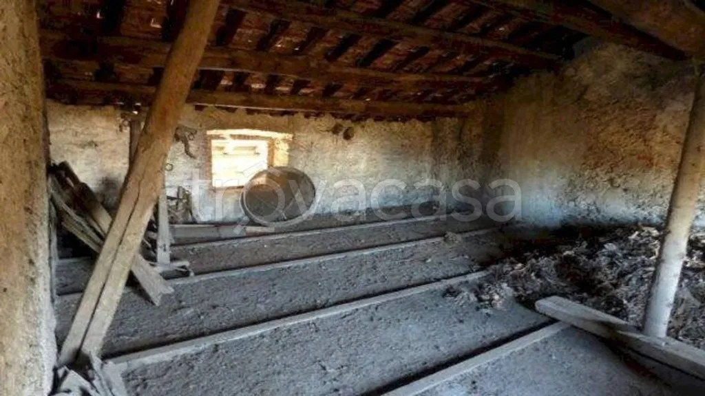 Toad - Rustic Property with Garden in Boves