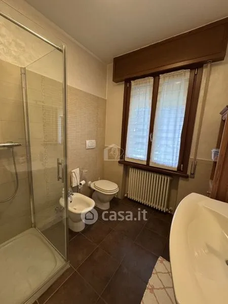 Vannitoad - Dual-Unit House in Suzzara Centre