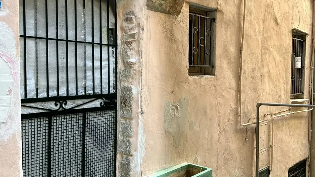 facade