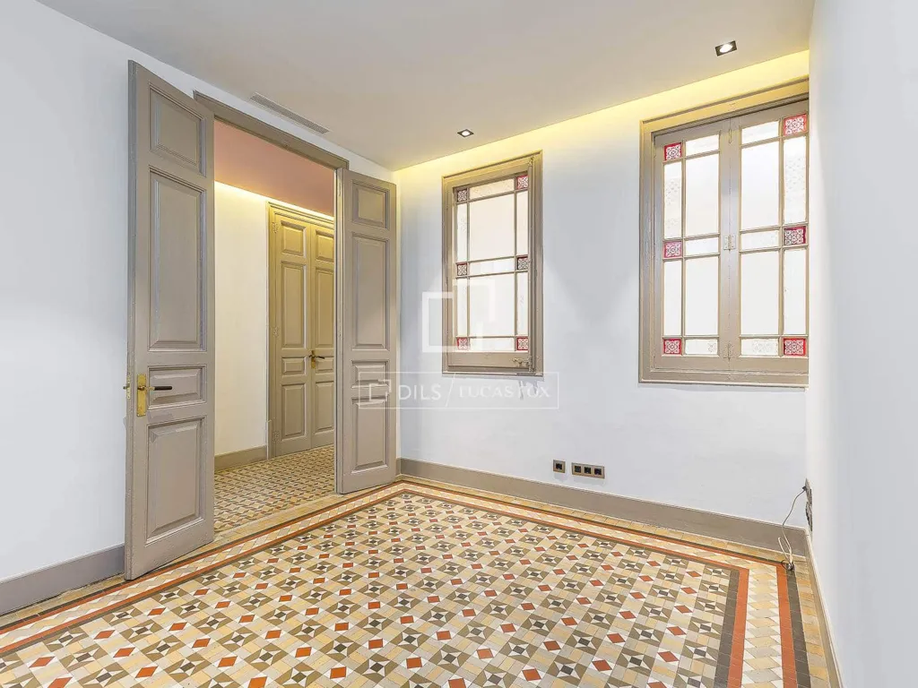 hallway_entrance