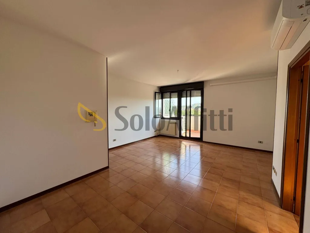 Séjour - Spacious 4-Bedroom Apartment in Santa Viola
