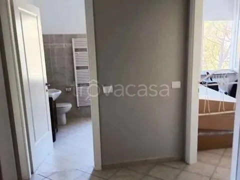 Esik - Second Floor Apartment with Ripostiglio in Piobbico