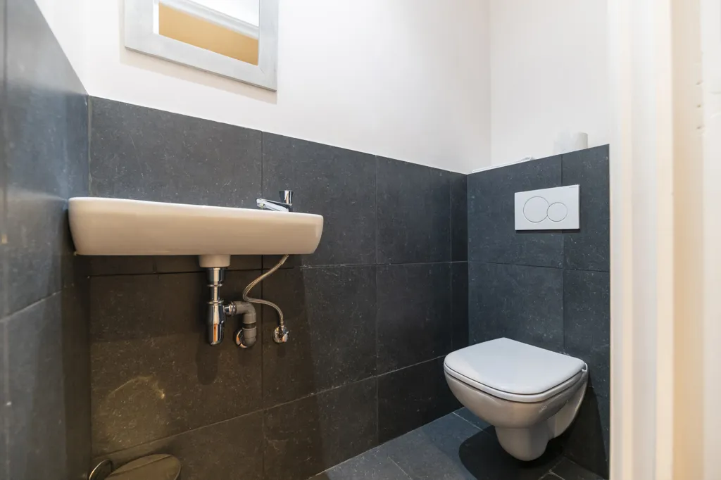 Salles de bain - Appartement 3 Chambres avec Terrasse à Ixelles