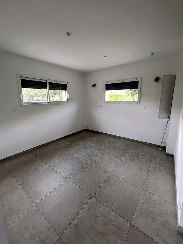 Pièces - Villa Contemporaine avec Terrasse Sud à Sotta