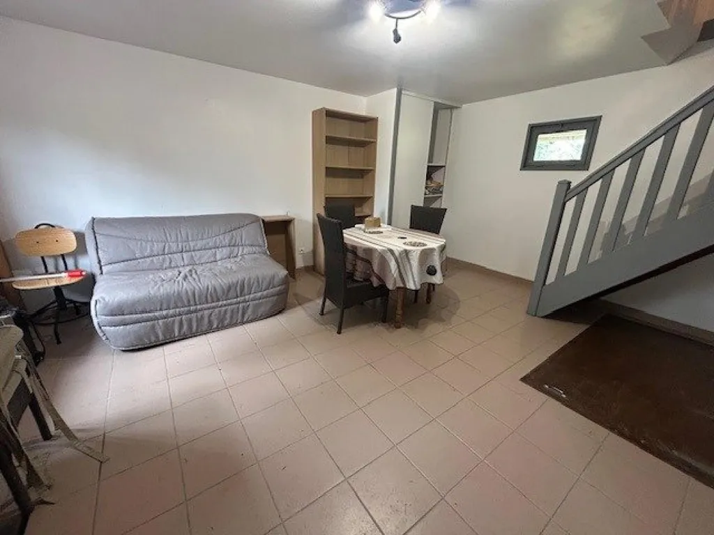 Séjour - Maison avec piscine couverte à Étaimpuis