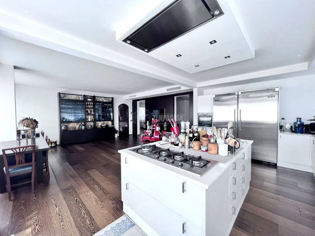 Köök - Penthouse with Pool in Basiglio, Milan