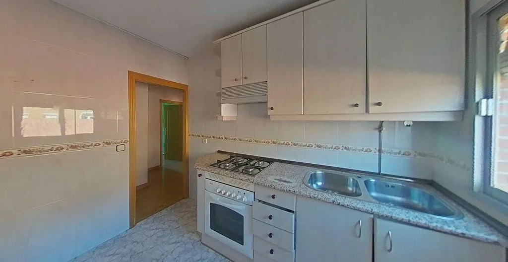 Köök - Flat with Balcony in Coslada Pueblo