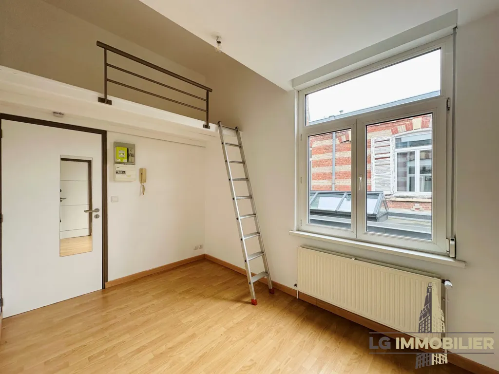 Toad - Studio with Mezzanine in Somme