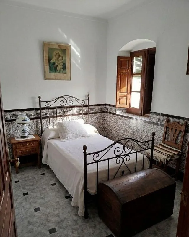 Chambres - Traditional Andalusian Chalet with Patio in Granada