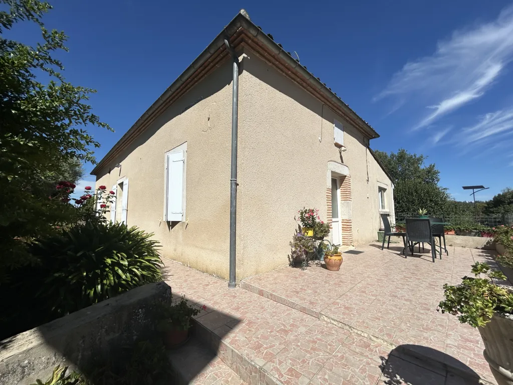 Terrasse - Maison avec Mezzanine et Terrain à Saint Sixte