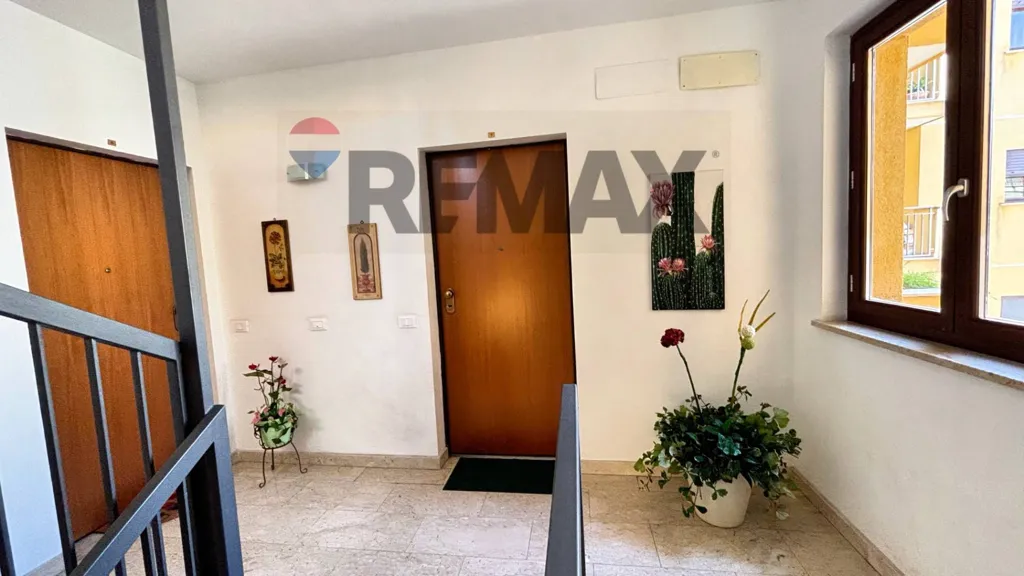 hallway_entrance