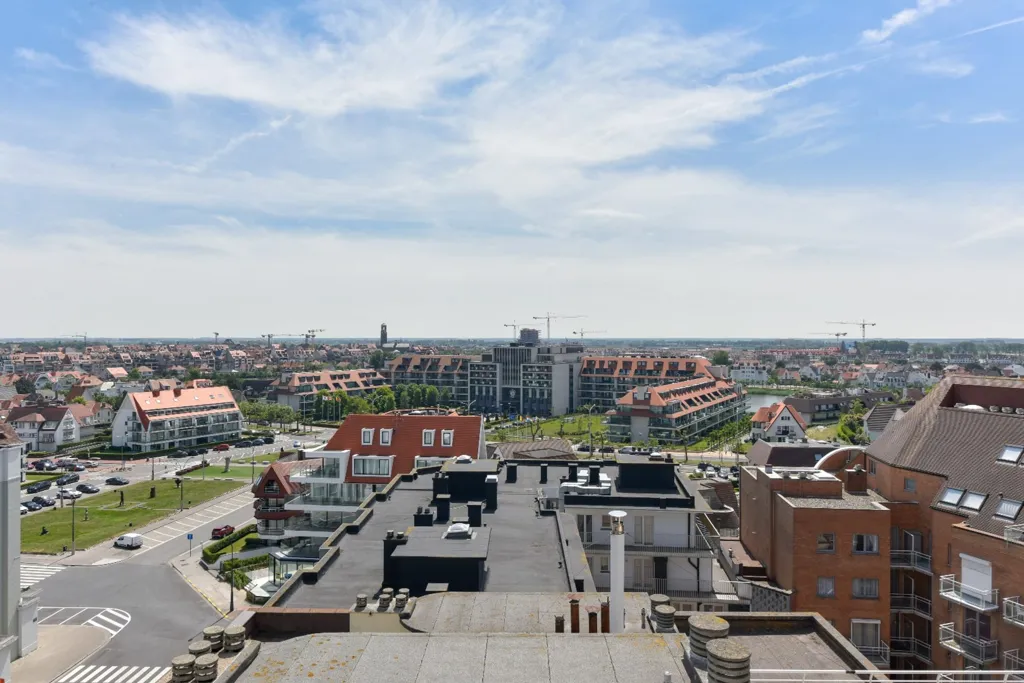 Rõdu - Corner Duplex with Sea Views in Luxurious Setting
