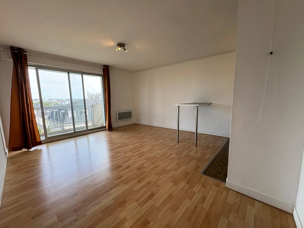 Soggiorno - Studio with Balcony in Tours Heurteloup